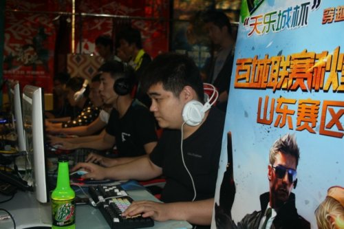 使用穿越球 使用穿越球