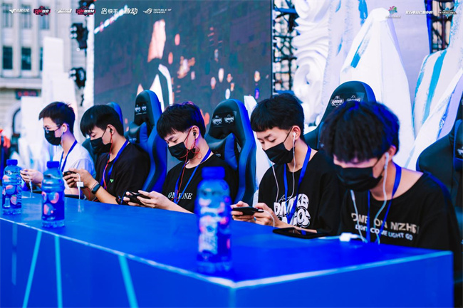 心球员在本 心球员在本