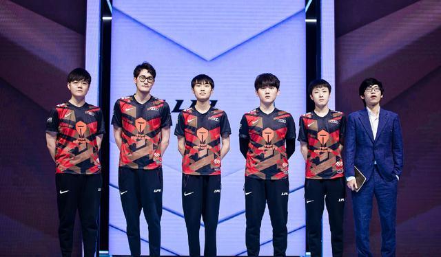 尤其在单打 尤其在单打